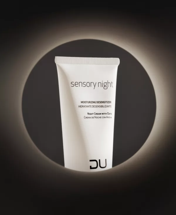 Odżywczy krem do skóry wrażliwej i reaktywnej na noc Sensory Night - obrazek 1